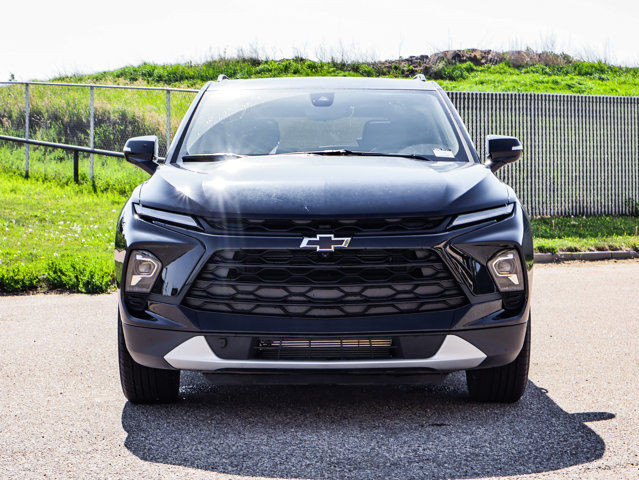 2025 Chevrolet Blazer LT in Cars & Trucks in Strathcona County - Image 3
