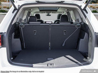 This Volkswagen Atlas boasts a Intercooled Turbo Regular Unleaded I-4 2.0 L/121 engine powering this... (image 7)