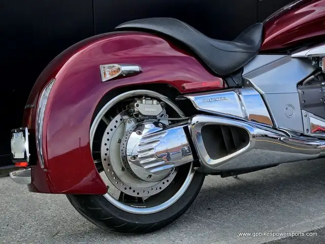 2005 Honda Rune 1800 in Street, Cruisers & Choppers in Oshawa / Durham Region - Image 11