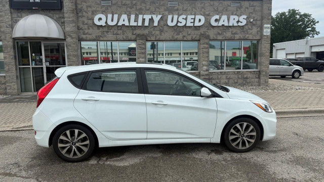 2016 Hyundai Accent SE in Cars & Trucks in Sarnia - Image 2