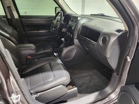 Clean 15 Patriot Sport with all wheel drive, sunroof and more. 2.4 liter engine. Ask about our Lease... (image 4)