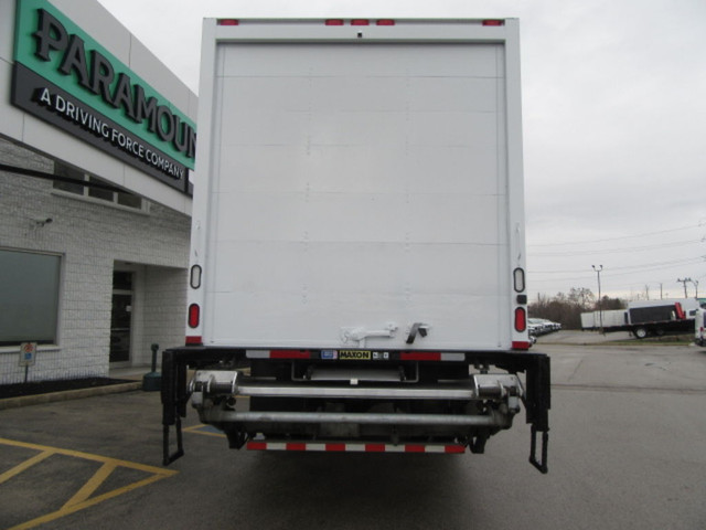 2018 Hino 338 DIESEL 26FT BOX POWER LIFTGATE & RAMP in Cars & Trucks in Oakville / Halton Region - Image 4