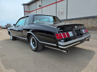 Monte Carlo T-Tops / 3.8L Turbo / Rare John Player Edition Mostly original paint...has a little pati... (image 5)