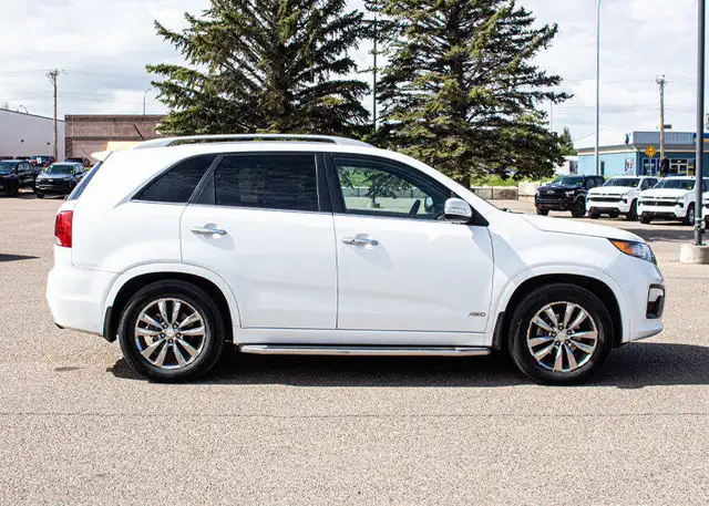 2013 Kia Sorento SX dans Autos et camions dans Medicine Hat - Image 6