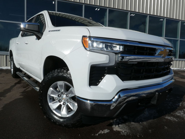 2024 Chevrolet Silverado 1500 5.7L, LT, Heated Seats & Steering  in Cars & Trucks in Moncton