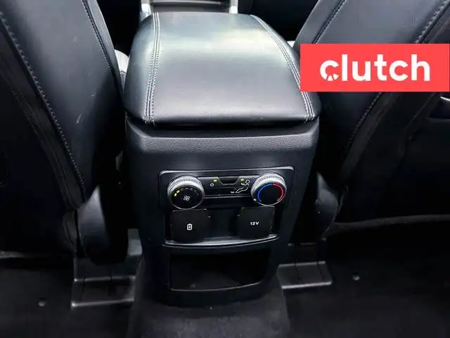 2021 Ford Explorer XLT 4WD w/ Apple CarPlay, Heated Front Seats, in Cars & Trucks in Ottawa - Image 21