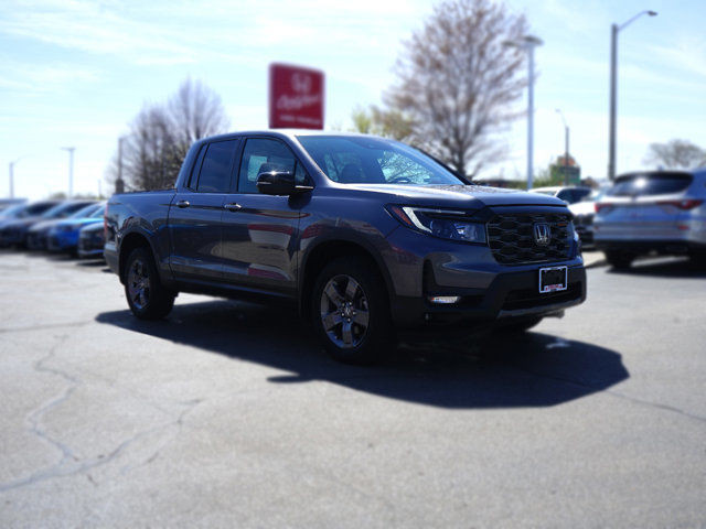 2024 Honda Ridgeline TrailSport | Honda Certified | Leather in Cars & Trucks in Hamilton - Image 3