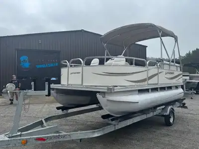 2006 18' LEGEND PONTOON 25HP 4-STROKE MERCURY BIGFOOT WITH EFI FUEL INJECTION FOR EASY TURN THE KEY...