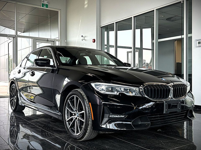 2022 BMW 3-Series 330i xDrive in Cars & Trucks in City of Montréal - Image 3
