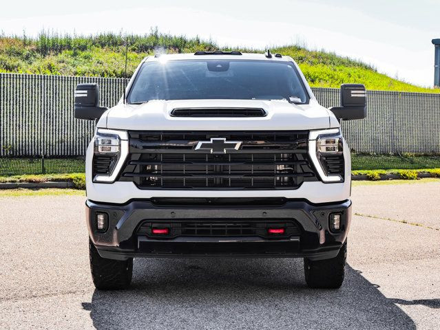 2025 Chevrolet Silverado 3500HD LT in Cars & Trucks in Strathcona County - Image 3