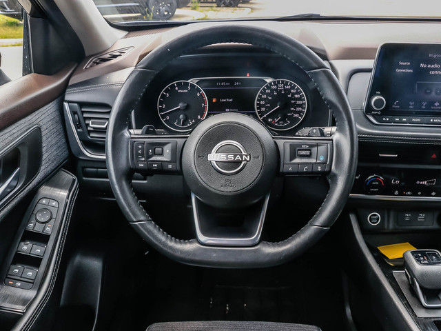 2023 Nissan Rogue SV Moonroof SV | 4WD | Moonroof | ADAPTIVE... in Cars & Trucks in London - Image 3