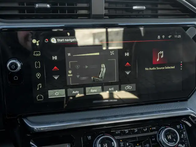 2025 GMC SIERRA 2500HD Denali- Diesel in Cars & Trucks in Markham / York Region - Image 25