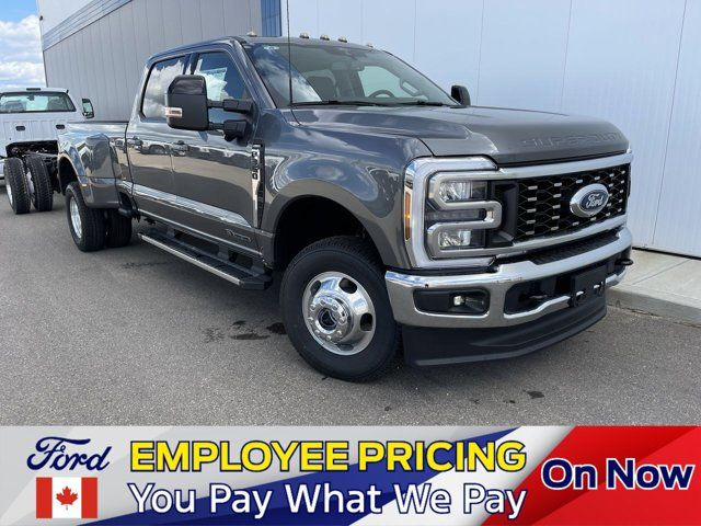2025 Ford Super Duty F-350 DRW LARIAT - 628A in Cars & Trucks in Strathcona County