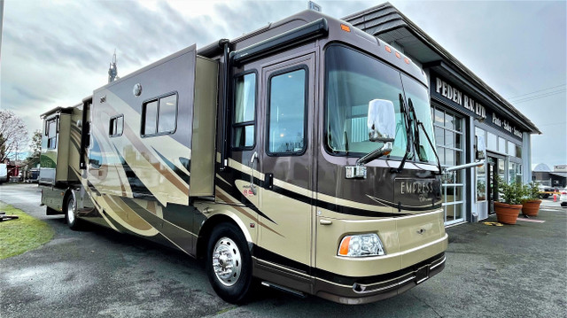 2007 Triple E Empress Elite 4004 FGBW Diesel Pusher in Travel Trailers & Campers in Victoria