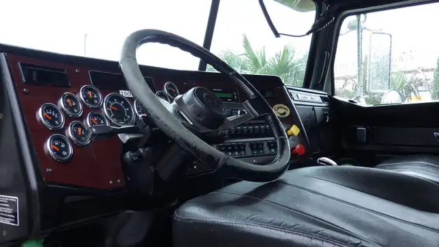 2019 Western Star 4900 SB Cummins X15 Eaton 18 Speed in Heavy Trucks in Delta/Surrey/Langley - Image 45