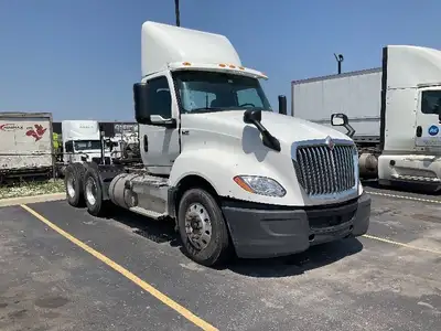 2019 INTERNATIONAL LT625;Heavy Duty Trucks - CONVENTIONAL W/O SLEEPER Penske Location 510 S SERVICE...