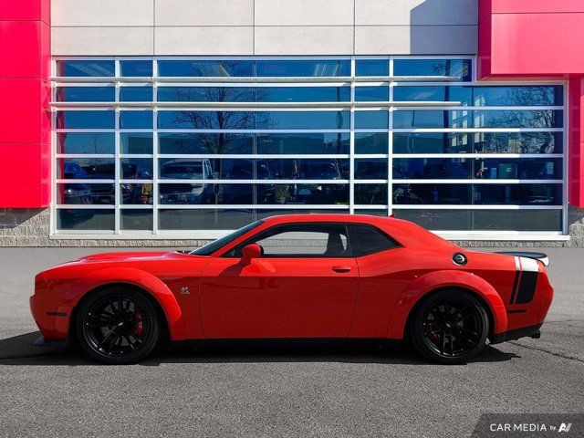 2022 Dodge Challenger Scat Pack 392 Widebody | Leather | Nav in Cars & Trucks in Guelph - Image 2