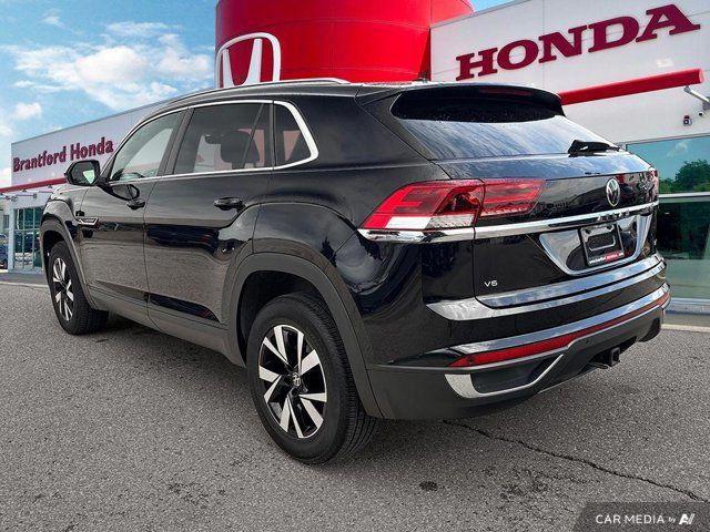 2020 Volkswagen Atlas Cross Sport Comfortline in Cars & Trucks in Brantford - Image 4