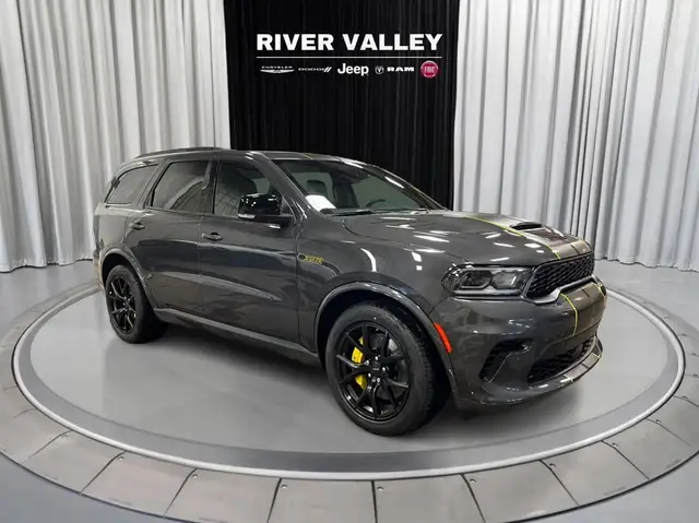 2024 Dodge Durango dans Autos et camions dans Comté de Strathcona - Image 2