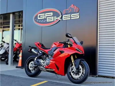 No money down. Credit approved in minutes* OACJust...CLICK HERE The new Ducati Panigale V2 marks a h...