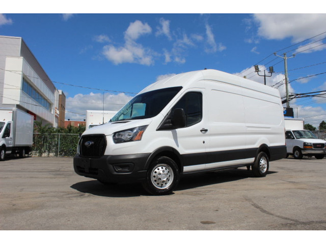 2023 Ford Transit Cargo Van T-250 AWD TOIT HAUT ALLONGÉ 148EL GA in Cars & Trucks in Laval / North Shore - Image 2