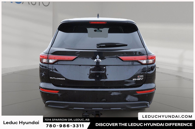 2023 Mitsubishi OUTLANDER PHEV ES 18-inch alloy wheels, a 20 kWh in Cars & Trucks in Edmonton - Image 4