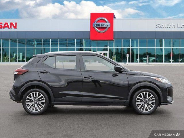 2021 Nissan Kicks SV|Apple Car Play|Adaptive Cruise|LED fog|Gas in Cars & Trucks in London - Image 2