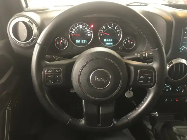 2017 Jeep Wrangler SAHARA in Cars & Trucks in Calgary - Image 7