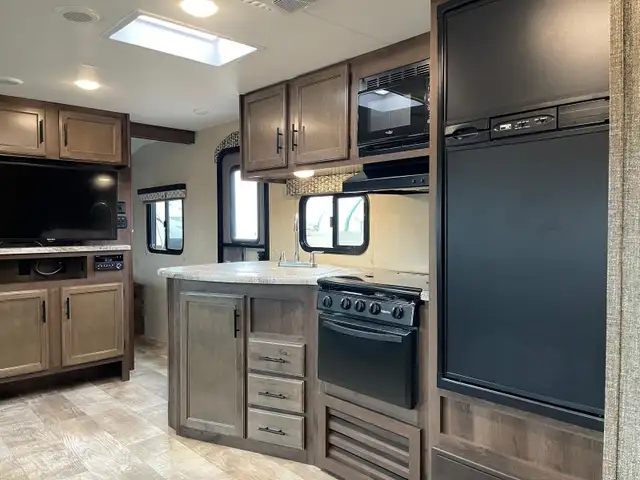2018 KZ Connect 312 BHK - in Travel Trailers & Campers in St. Albert - Image 9