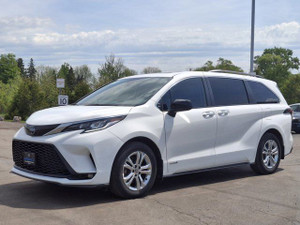 2021 Toyota Sienna XSE AWD | Hybrid | Leather | Sunroof | Nav | Adaptive Cruise | Heated Wheel + Seats | and Much More!