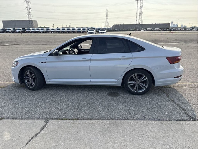 2019 Volkswagen Jetta Highline - R-LINE! LTHR! BACK-UP CAM! BSM! in Cars & Trucks in Kitchener / Waterloo - Image 3
