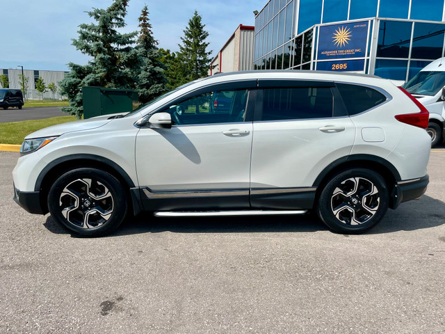 2017 Honda CR-V TOURING - LEATHER - PANORAMIC ROOF - ONLY 69K! in Cars & Trucks in Oakville / Halton Region - Image 2