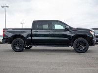 Whether you're on the job site, towing the toys to the lake, or carving your own path through rough... (image 8)