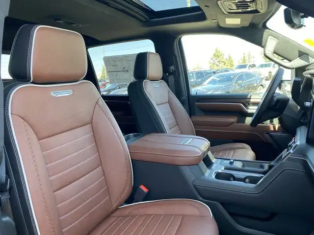 2025 GMC Sierra 3500HD Crew Cab Denali Ultimate in Cars & Trucks in Edmonton - Image 32