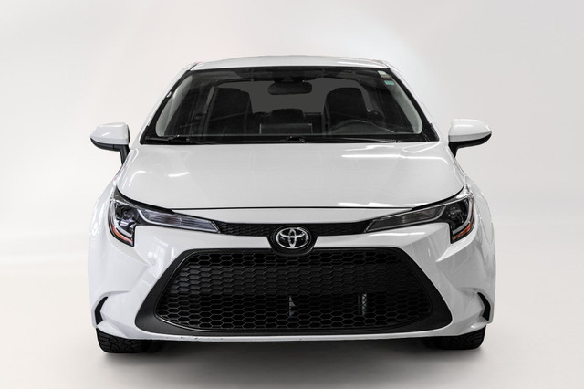 2020 Toyota Corolla LE  | ECONOMIQUE | CAMÉRA | CARPLAY | ANDROI in Cars & Trucks in City of Montréal - Image 3