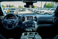 // ACCIDENT FREE!! // // SINGLE OWNER! // *GM CERTIFED* Experience rugged capability and modern desi... (image 8)