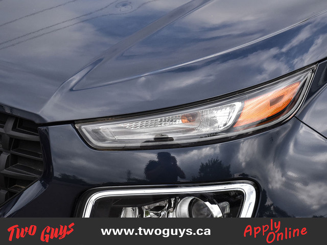 2022 Hyundai Venue Urban IVT w-Denim Interior Back Up Cam Remote in Cars & Trucks in St. Catharines - Image 4