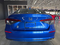 Honda Civic Sedan Sport 2022 – Bleu, 23 553 km! Performance dynamique. Design raffiné. Conduite agré... (image 5)