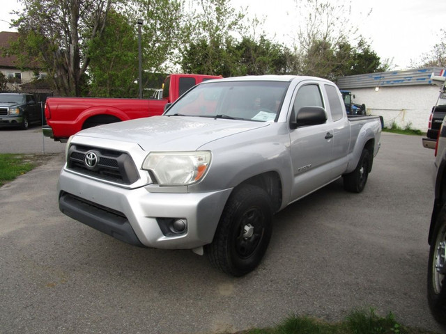 2013 Toyota Tacoma automatique king cab in Cars & Trucks in Laval / North Shore