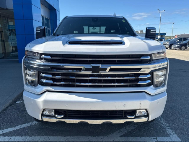 2022 Chevrolet Silverado 3500HD High Country in Cars & Trucks in St. Albert - Image 2