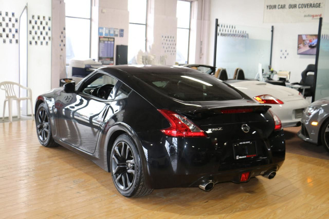 2017 Nissan 370Z - CLEAN CARFAX|6SPDMANUAL|ALLOYS|PUSHSTART in Cars & Trucks in City of Toronto - Image 4