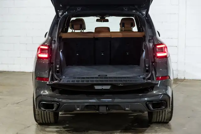 2022 BMW X5 xDrive40i | Premium | M Sport | Freins M Sport bleus in Cars & Trucks in City of Montréal - Image 8