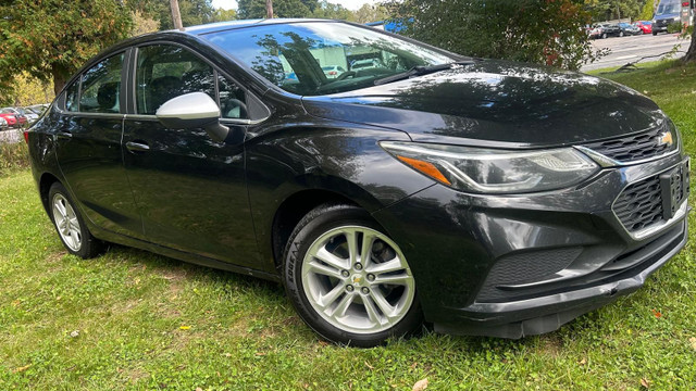 2017 Chevrolet Cruze LT in Cars & Trucks in Oakville / Halton Region