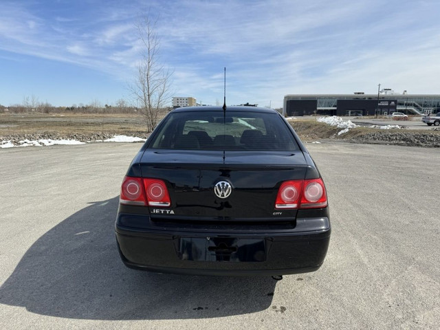 2008 Volkswagen City Jetta in Cars & Trucks in Laval / North Shore - Image 3