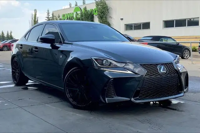 2020 Lexus Is 300 F SPORT 2 in Cars & Trucks in Strathcona County - Image 32