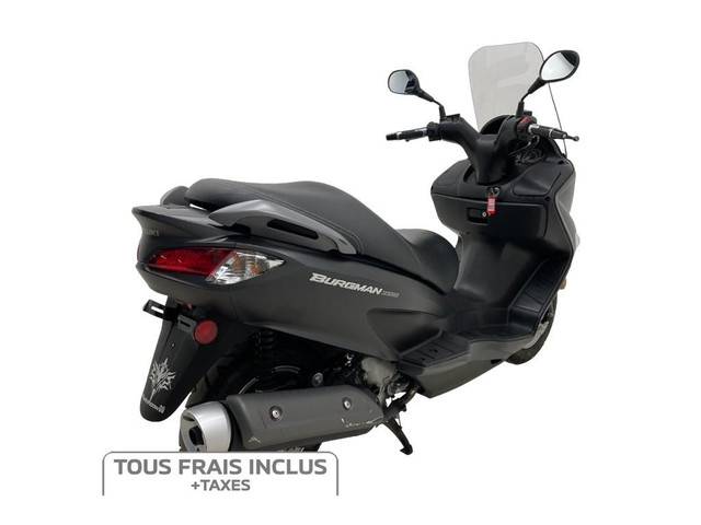 2014 suzuki Burgman 200 ABS Frais inclus+Taxes in Scooters & Pocket Bikes in City of Montréal - Image 3