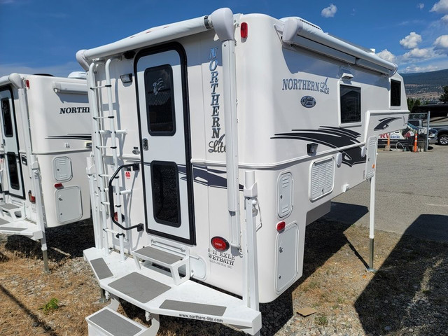  2024 Northern Lite Limited Edition 8-11EXLEWB Face-to-Face Dine in Travel Trailers & Campers in Penticton - Image 4