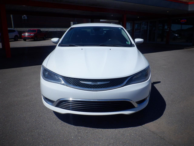 2015 Chrysler 200 Limited in Cars & Trucks in Saint John - Image 2