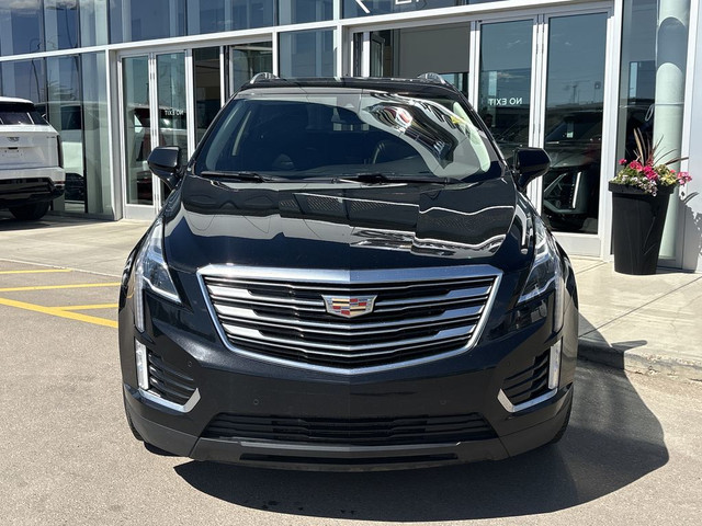 2017 Cadillac XT5 Luxury AWD in Cars & Trucks in Edmonton - Image 3
