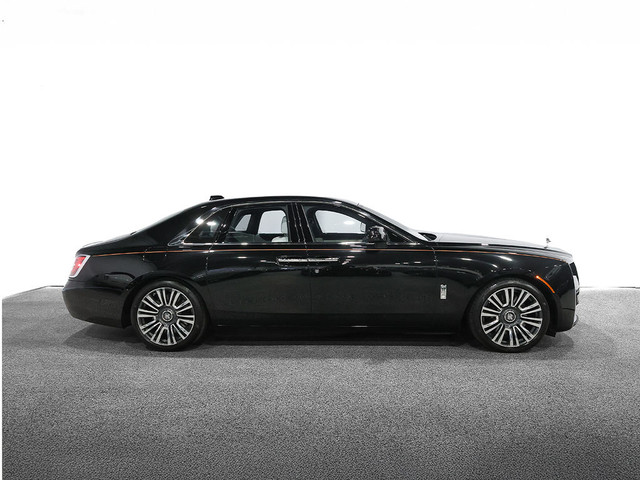 2021 Rolls-Royce Ghost AWD GHOST PACKAGE w/Rear Picnic Tables/Sc in Cars & Trucks in Laval / North Shore - Image 2